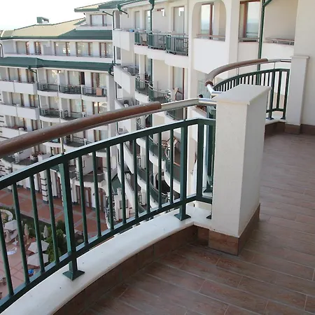 Gt Emerald Resort & Spa Apartments
