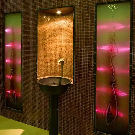 Gt Emerald Resort & Spa Apartments Burgas City