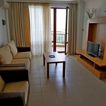 Apartmán Gt Emerald Resort & Spa Apartments *